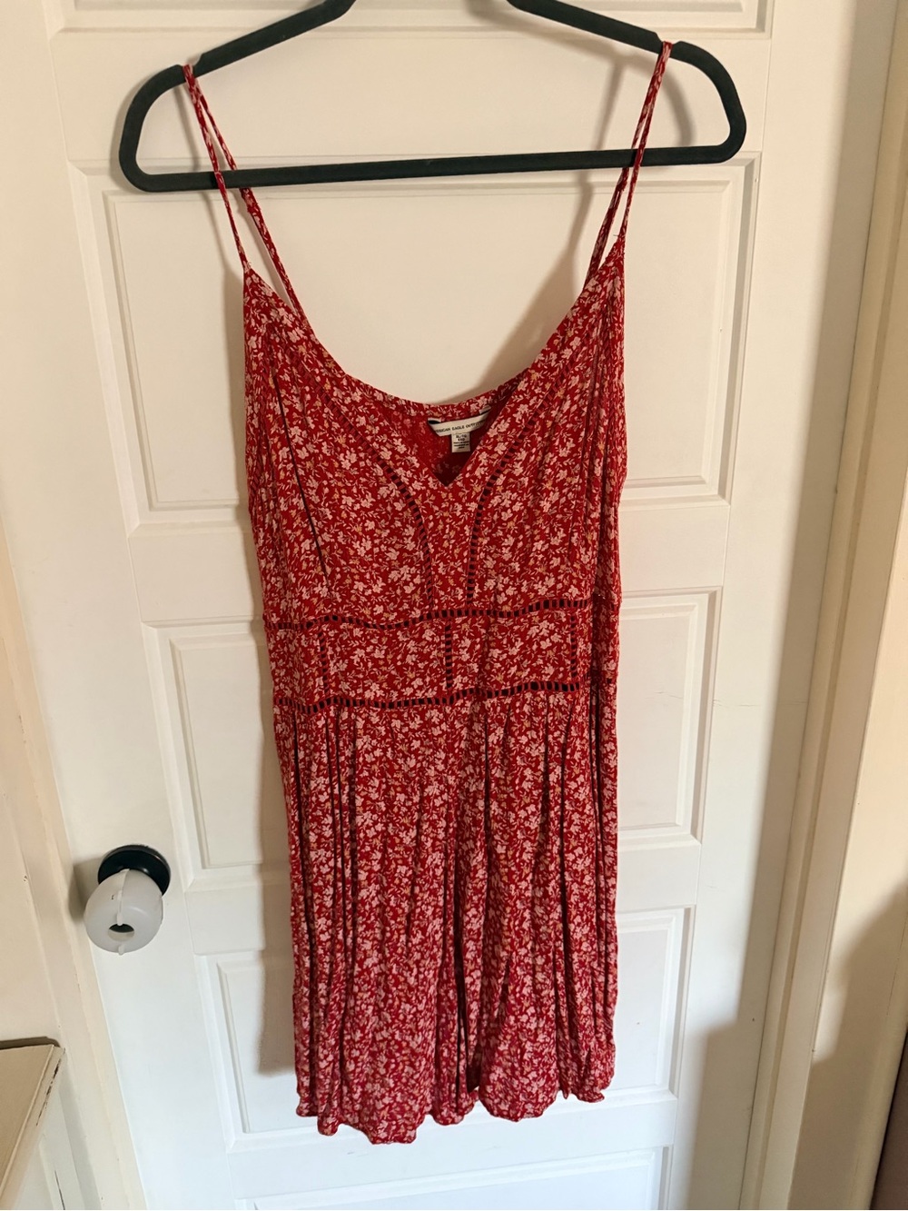 American Eagle Outfitters Red Floral Spaghetti-Strap romper